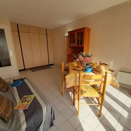 2 Personnes Avec Piscine A - Fr-1-226a-150 Apartmán