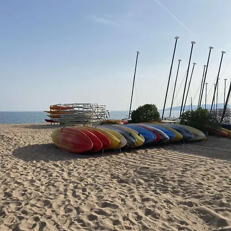 2 Personnes Avec Piscine A - Fr-1-226a-150 *